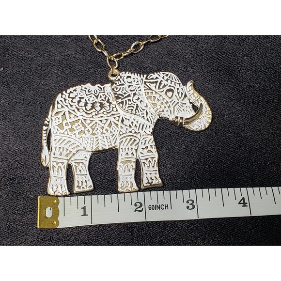 Gold & White Elephant Necklace Adjustable Chain Link Stunning Piece of Jewelry - Picture 5 of 6